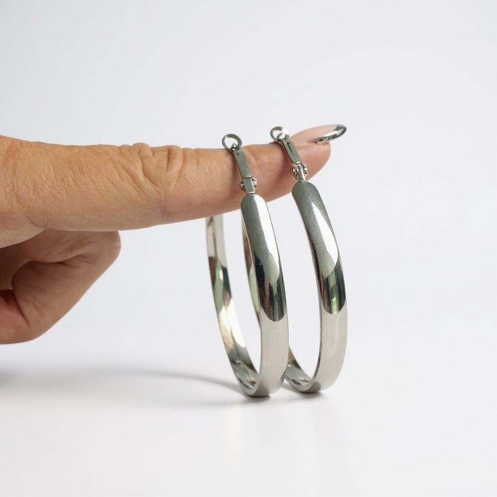 14K White Gold Plated Hoop Earrings 2.5 inch - Hypoallergenic NWT 3/$15✨